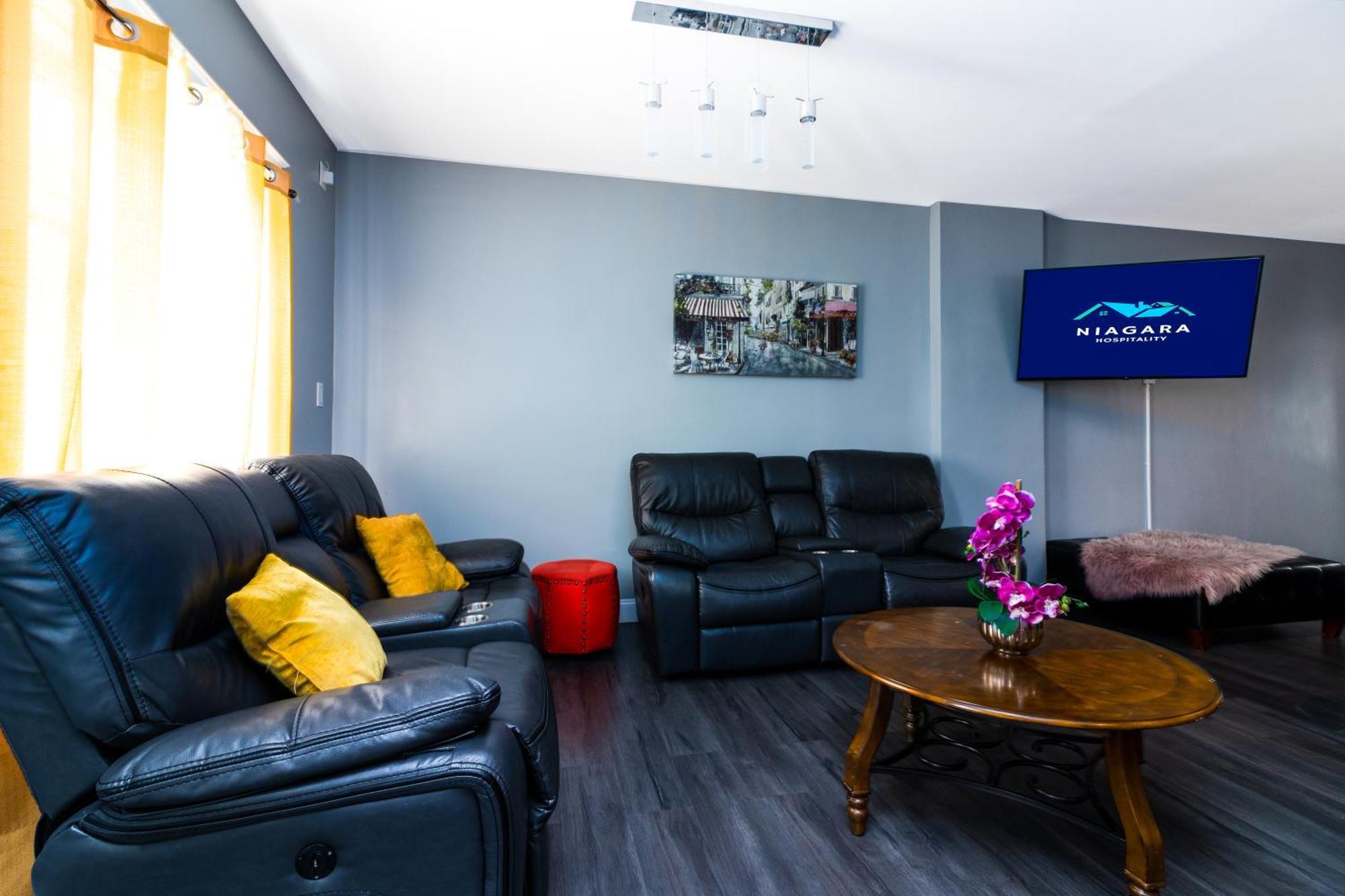 Sprawling 8Br Home Ideal For Large Groups In Niagara Falls Ny Luaran gambar