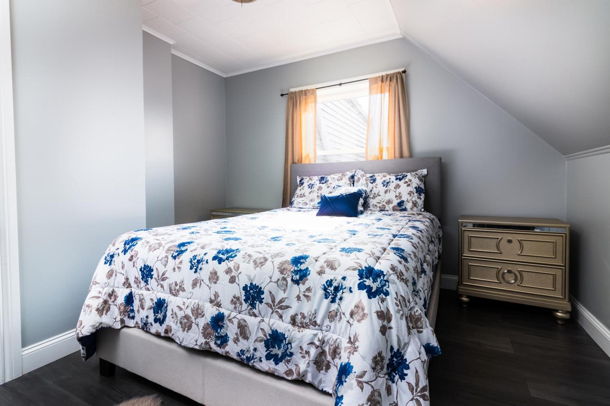 Sprawling 8Br Home Ideal For Large Groups In Niagara Falls Ny Luaran gambar